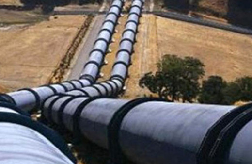 Hırsızlar, petrol çalmak isterken boruyu patlattı