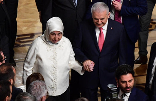 Başbakan Yıldırım: 'Bunu Abdullah Gül'e sormak daha iyi olur'