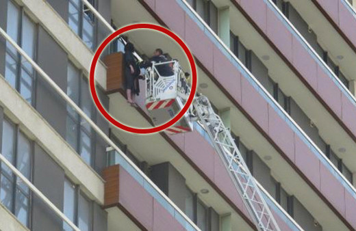 Lüks sitede korkunç olay! Görenler şoke oldu
