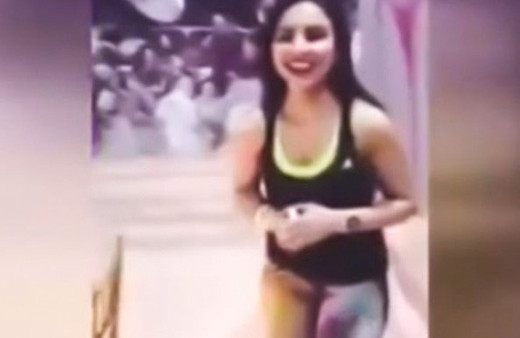  Giydiği kıyafet spor salonunu kapattırdı!