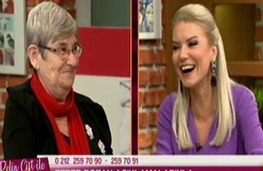 Canan Karatay'dan eşine, canlı yayında ilan-ı aşk!