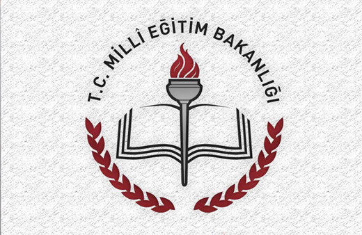 30 Nisan liseler tatil mi MEB pazartesi tatil açıklaması