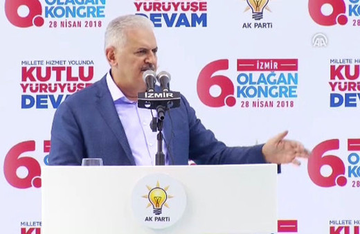 Başbakan Yıldırım: Çatı çöktü altında kaldılar