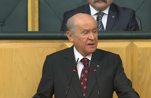 Bahçeli'den Çiftlik Bank tepkisi: Enselerinden tutulup demir parmaklıkların ardına konmalılar!