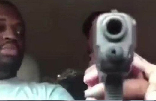 Canlı yayında şok! Yanlışlıkla arkadaşını öldürdü