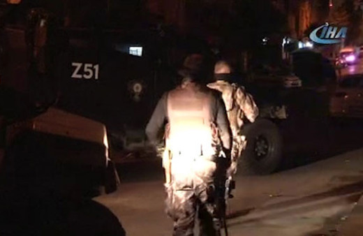 Sultangazi’de polise silahlı saldırı