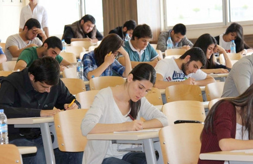 AÖL kayıt yenileme parası ne kadar hangi banka?