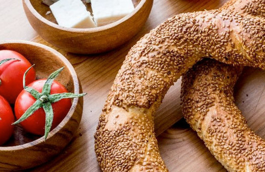 Simit kaç kalori 4 dilim ekmeğe eş? Simiti diyette bu saatte yiyin!