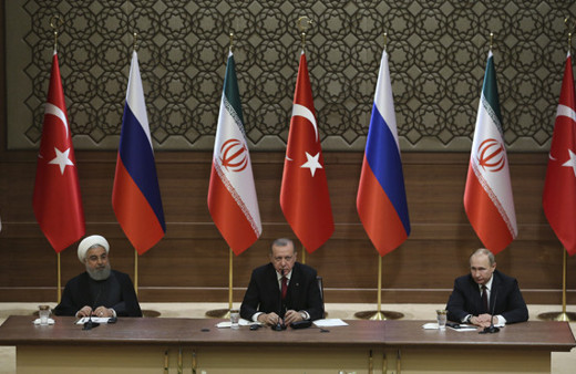 Üçlü zirve sonrası liderler açıklama yaptı