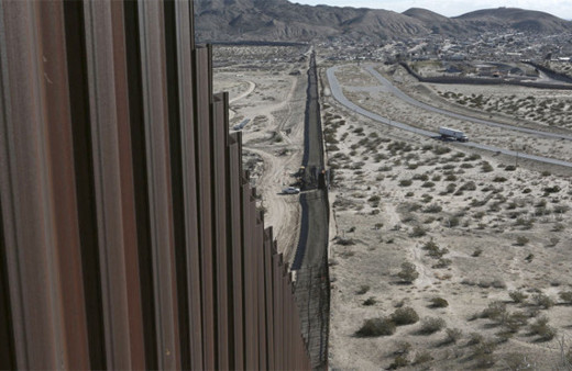 Trump'tan Meksika sınırına asker konuşlandırma kararı