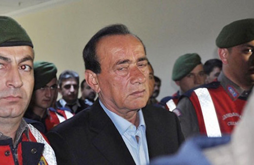 Kendilerini vurup Çakıcı'ya bağlılıklarını göstermişler!