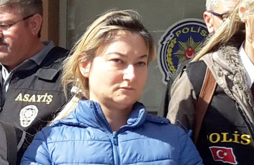 Volkan Bayar ve eşi adliyede