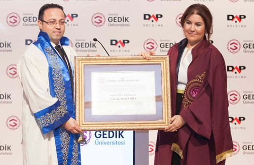 İstanbul Gedik Üniversitesi ilk “Fahri Doktora” unvanını verdi