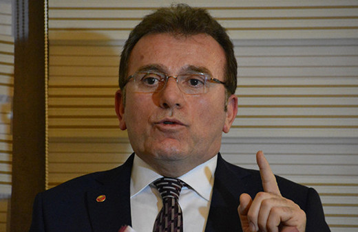 100 bin imzayı toplayamadı: CHP'ye sitem etti!