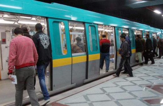 Mısır'da ulaşıma yüzde 250'ye varan zam