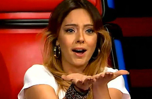 Kesenin ağzını açtı! Ebru Gündeş bomba gibi dönüyor!