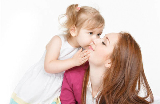 Anneler günü hediyesi ne alsak uygun ve ucuz güncel hediye fikirleri