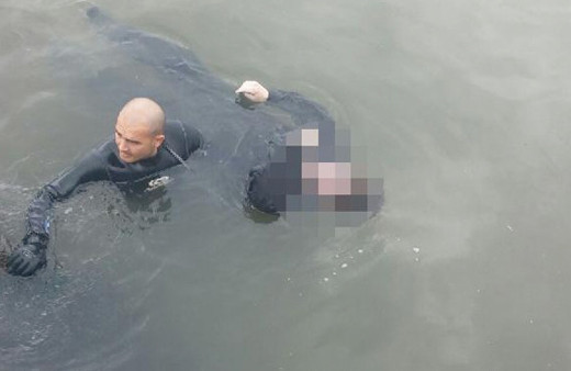 Kayıp olarak aranan kadının denizde cesedi bulundu