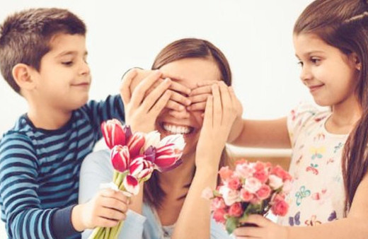 Resimli Anneler  Günü mesajları 2018 güncel kutlama sözleri