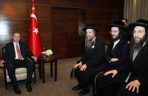 Erdoğan İsrail'i tanımayan Musevi Cemaati üyeleriyle görüştü