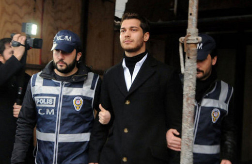 Davada karar açıklandı! Ünlü oyunculara hapis cezası yağdı