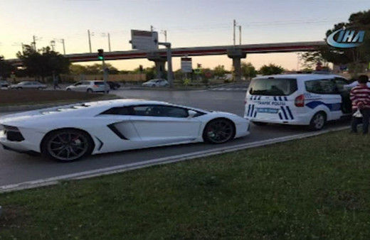 4 milyonluk lüks otomobili polise şikayet ettiler