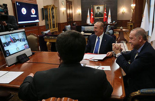 Sürpriz görüşme! İmzalar telekonferansla atıldı!