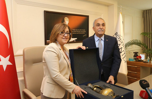 Fakıbaba: Şahin gibi başkanlarla Türkiye atağa geçiyor