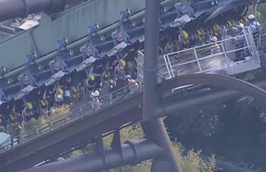 Hız treninde korku dolu anlar… Metrelerce yüksekte asılı kaldılar