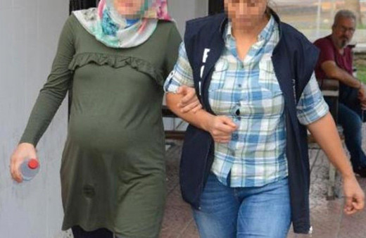 "2 yıldır eşin yok, nasıl hamile kaldın" sorusuna bomba cevap