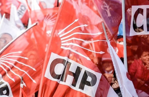 CHP'de liste depremi! Peş peşe adaylıktan çekildiler