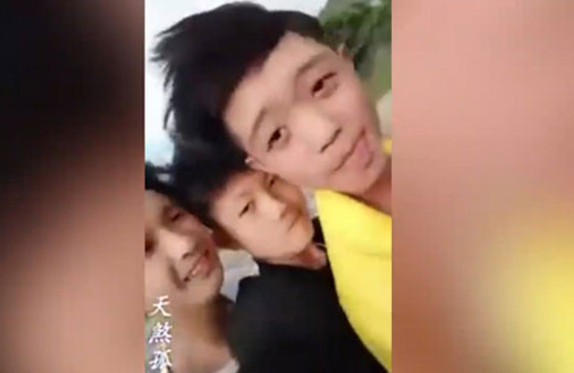 Feci kaza! Selfie çekmek isterken canlarından oluyorlardı