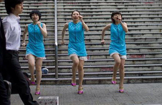 Sokakta inanılmaz görüntüler bu halde ölüyorlar!