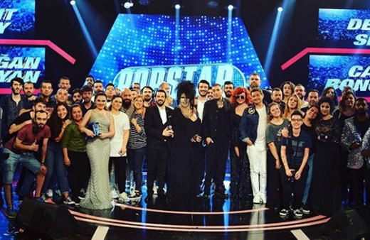 Kanal D Popstar 2018 birincisi belli oldu Bülent Ersoy'un eski eşiyle...