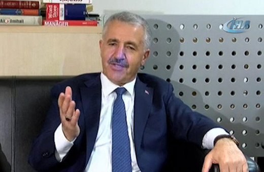 Bakan Arslan açıkladı! Uçak bilet fiyatları artacak mı?