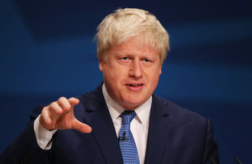 İngiliz Bakan 18 dakika telefonda işletildi