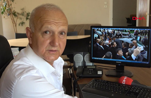 Ünlü oyuncunun abisi mitingde yankesicilikten tutuklandı