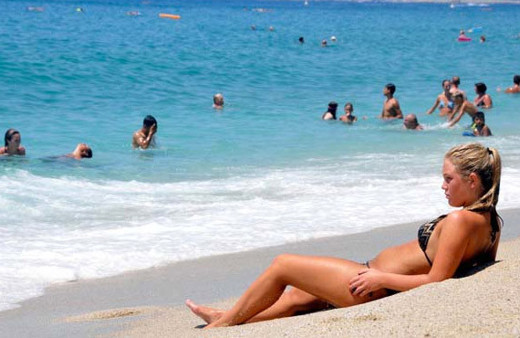 İğne atsan yere düşmez! Şimdiden doldu taştı