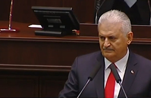 Başbakan'ın sesi titredi boğazı düğümlendi işte o anlar