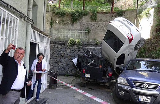 Beşiktaş’ta görenleri şaşkına çeviren kaza!