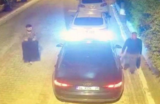 Holding patronu böyle kaçmış