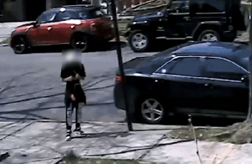 Skandal olay! Bir anda arkadan saldırdılar ve...