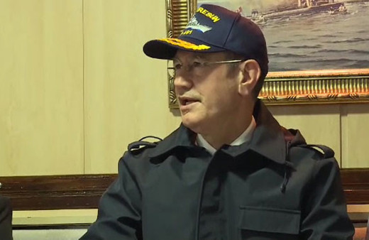 Nurettin Canikli, Mehmetçikle açık denizde iftar yaptı