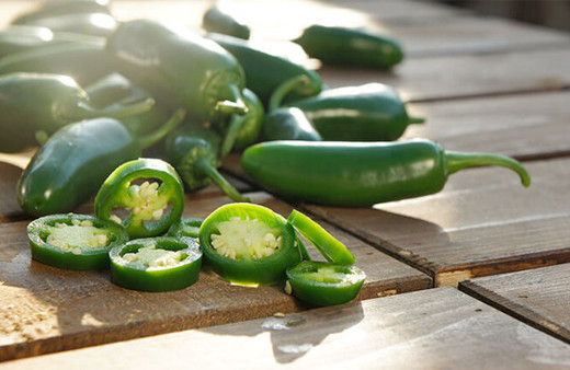 Akıl almaz biber cinayeti! İkiz kızlar babalarının katil zanlısı