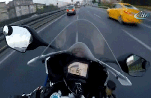 200 metre hızla tek teker terörü! 