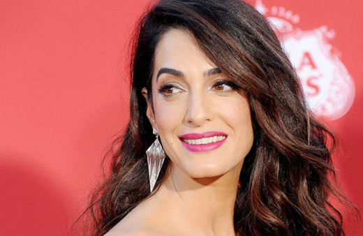 Evde kaldığını düşünürken öyle bir yakışıklıyla evlendi ki...