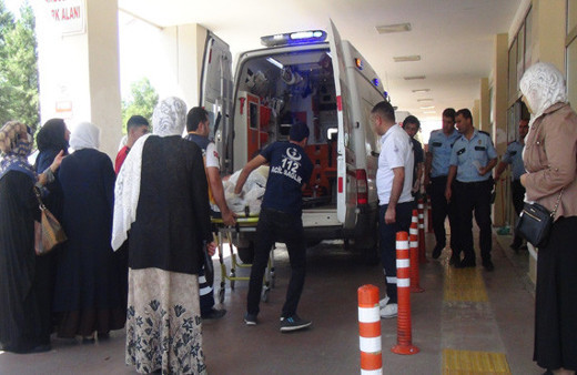 Hilvan'da silahlı kavga 3 yaralı