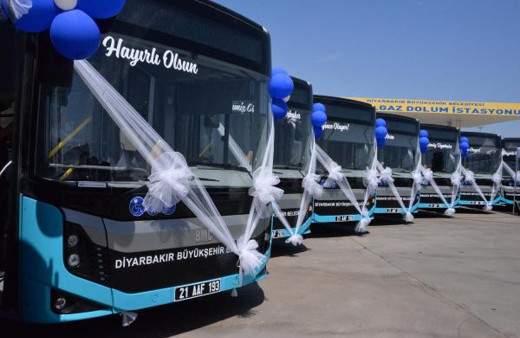 Diyarbakır 50 yeni belediye otobüsüne kavuştu 