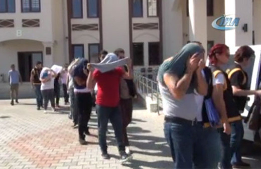 Eniştem ablama zorla fuhuş yaptırıyor! Şoke eden gerçek...