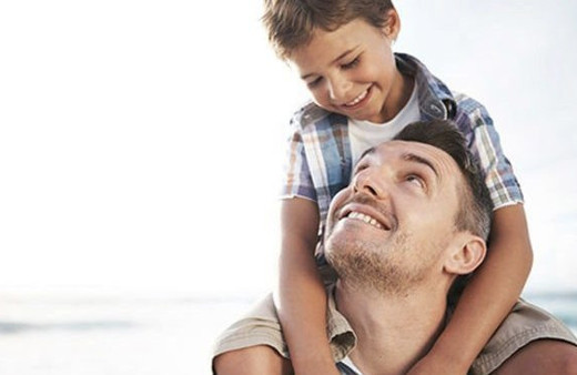 Babalar günü mesajları resimli sıradışı eğlenceli babalar günü kutlama sözleri